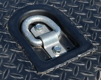 埋め込みフック（ボルト締結式）※受け皿部は溶接タイプ